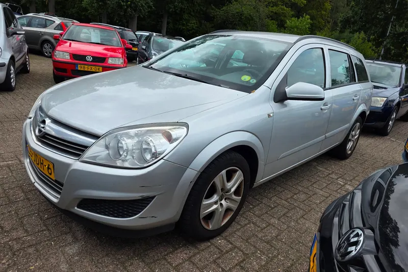 Opel Astra (2009)
