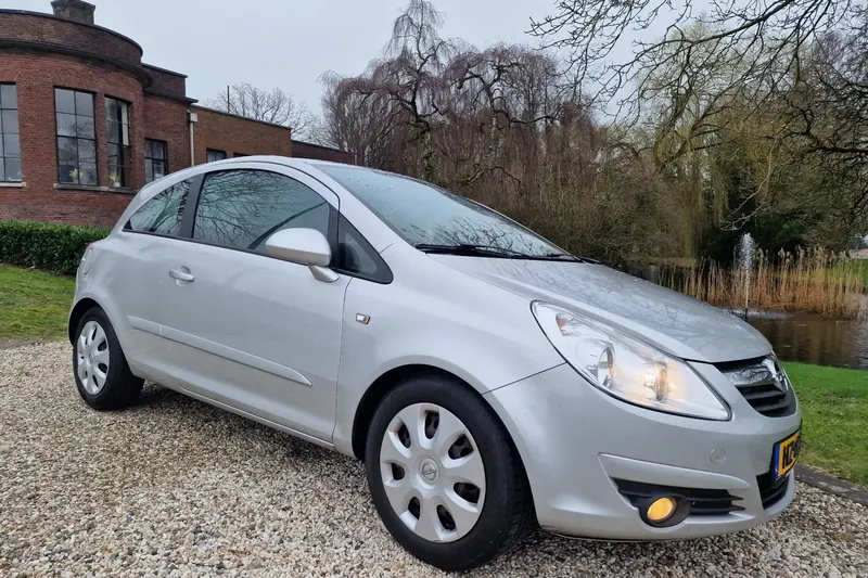 Opel Corsa (2007)