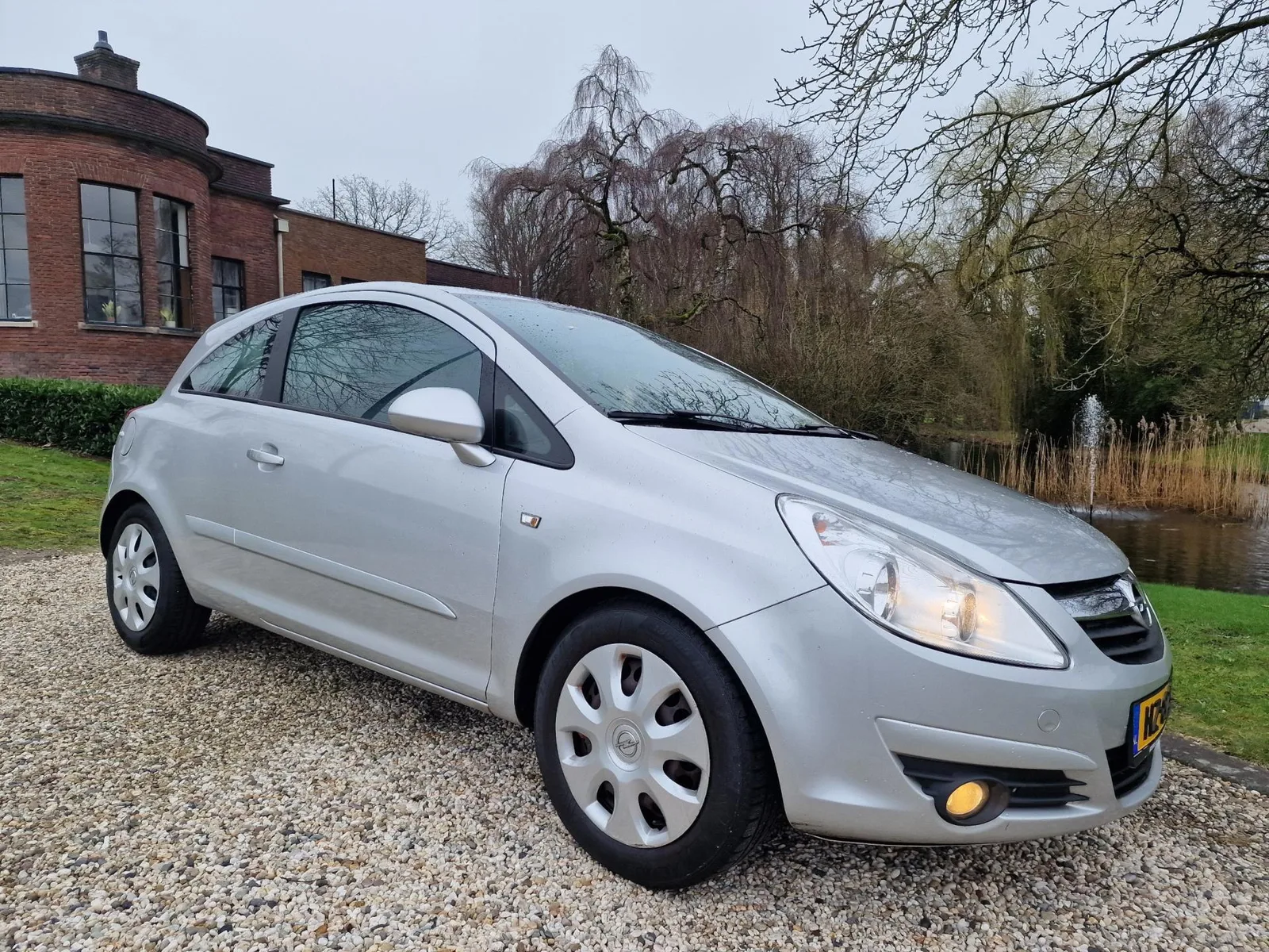 Opel Corsa (2007) — foto 1