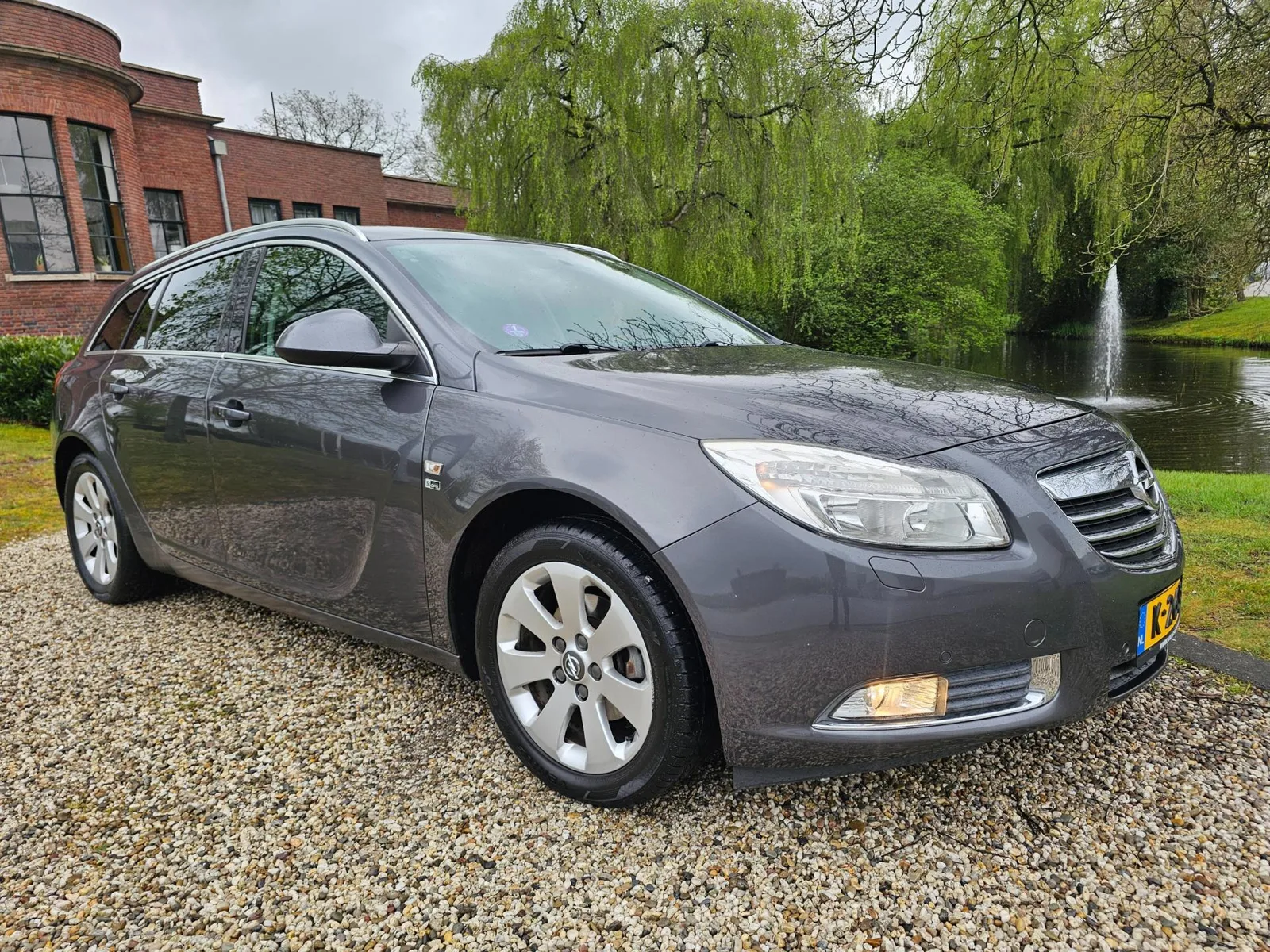 Opel Insignia Sports Tourer (2012) — foto 1