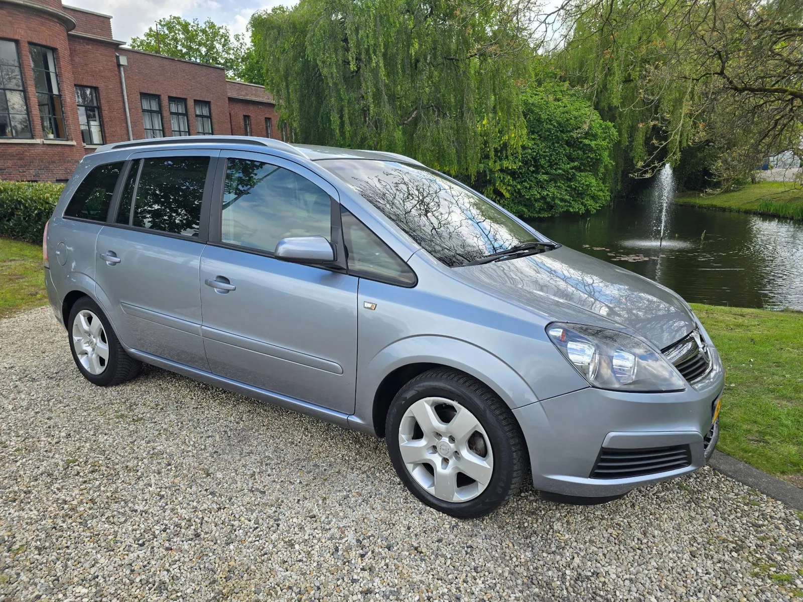 Opel Zafira (2006) — foto 1