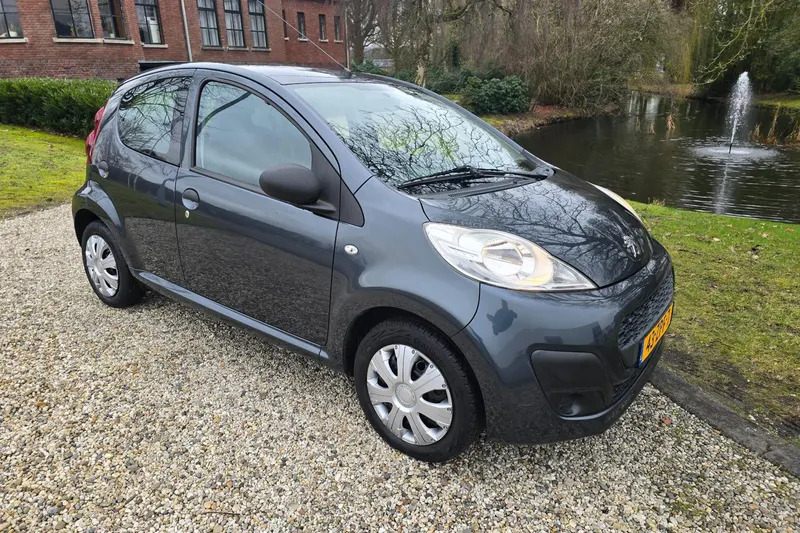 Peugeot 107 (2013)