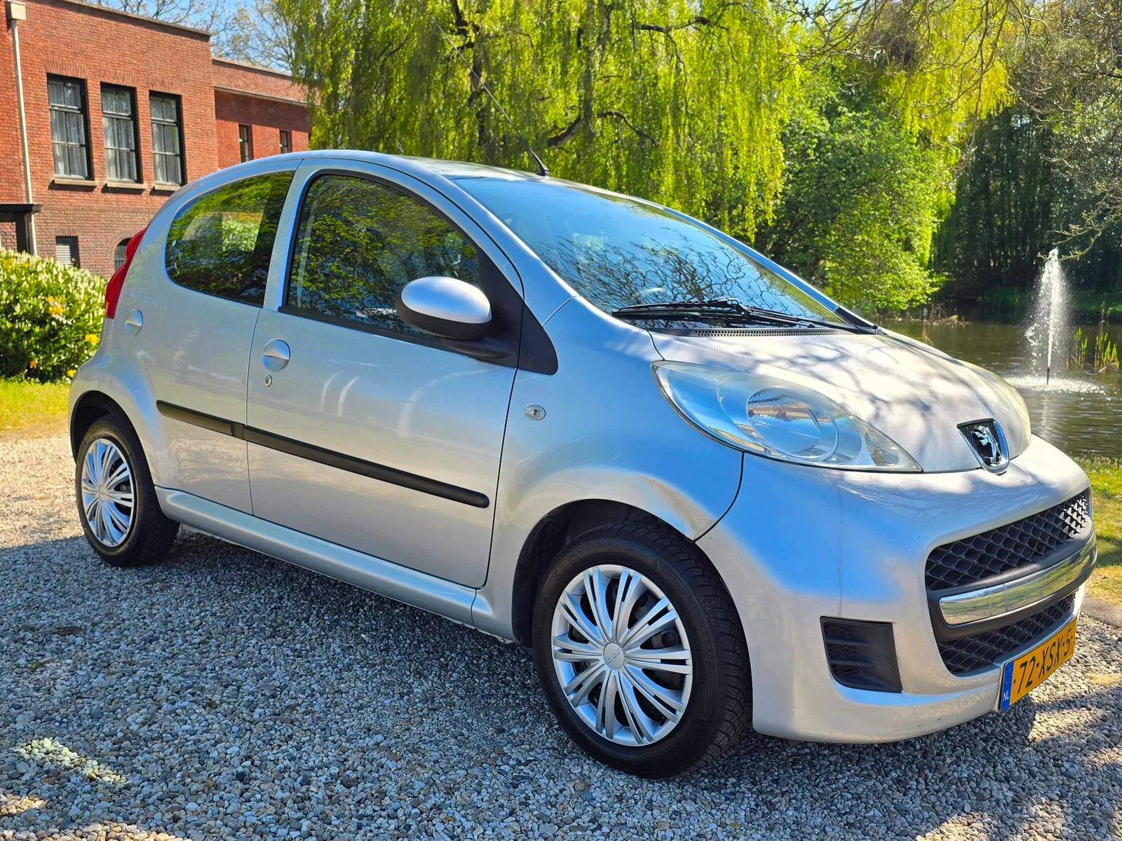 Peugeot 107 (2012) — foto 1