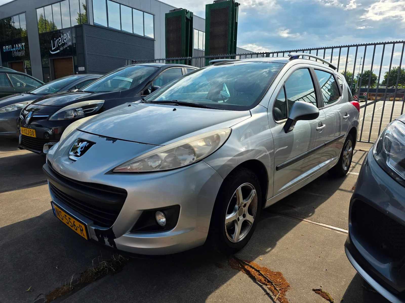 Peugeot 207 (2010) — foto 1