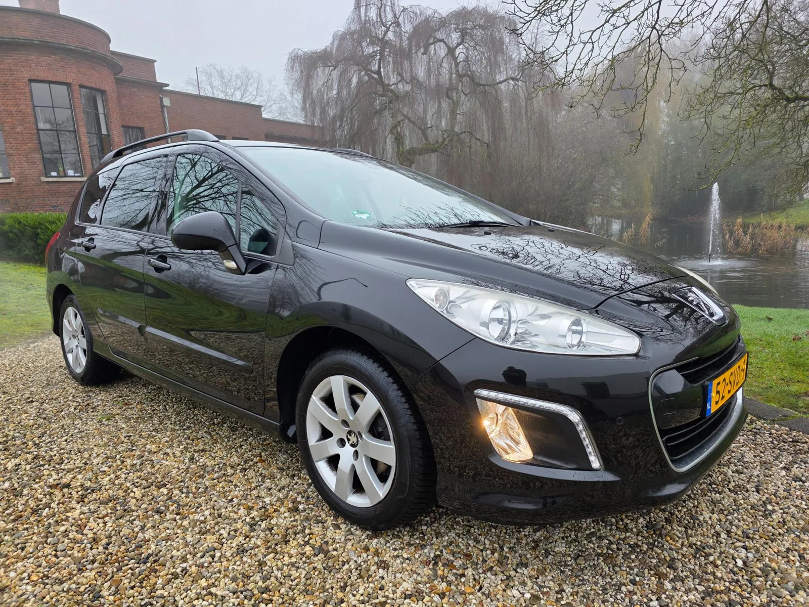 Peugeot 308 (2012) — foto 1
