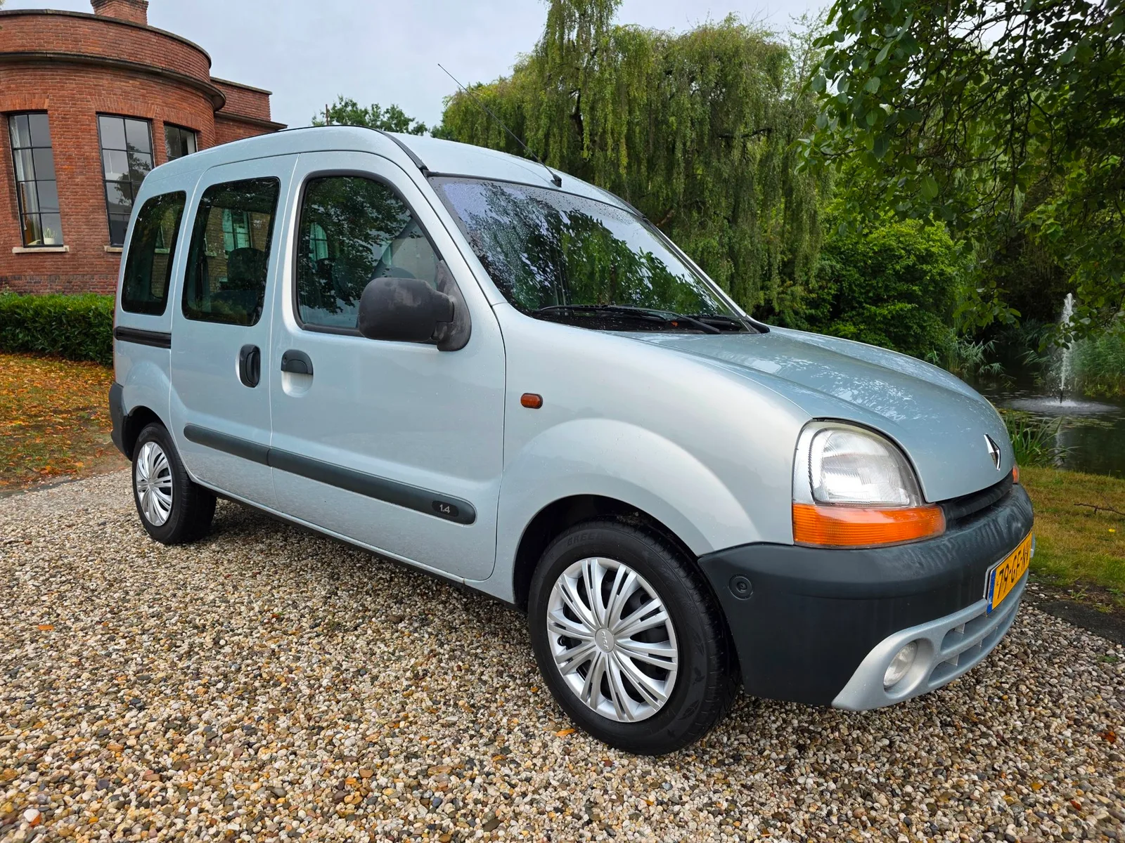 Renault Kangoo (2000) — foto 1