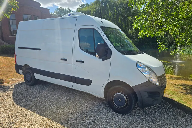 Renault Master (2012)