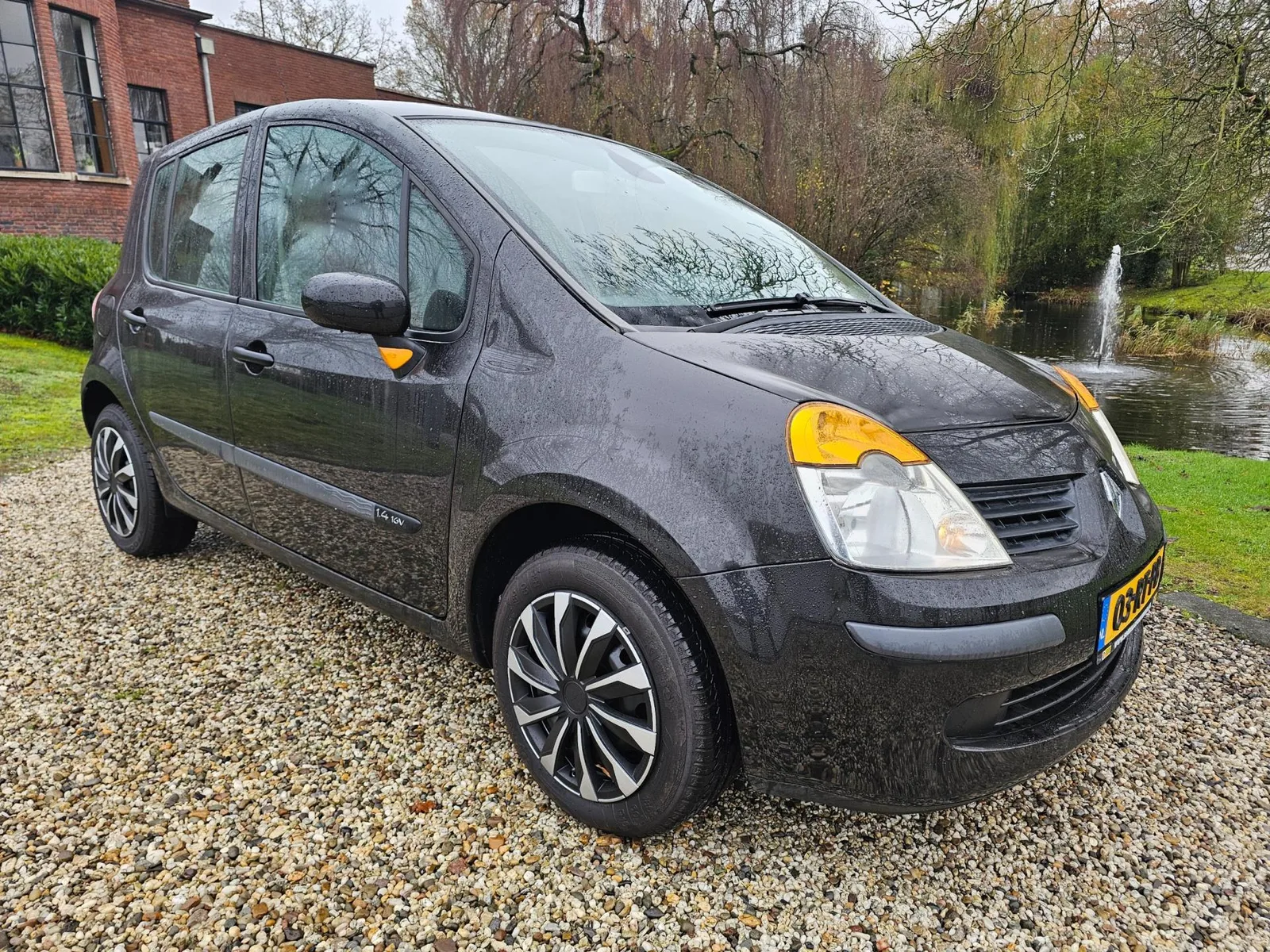 Renault Modus (2005) — foto 1