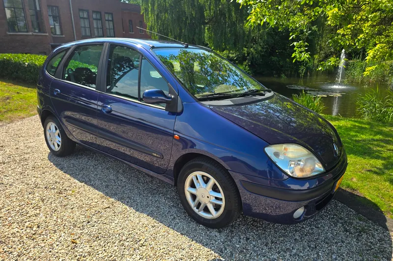 Renault Scénic (2002)