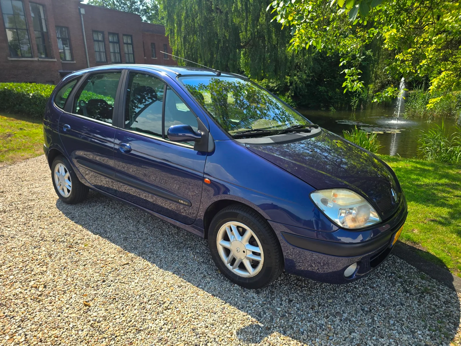 Renault Scénic (2002) — foto 1