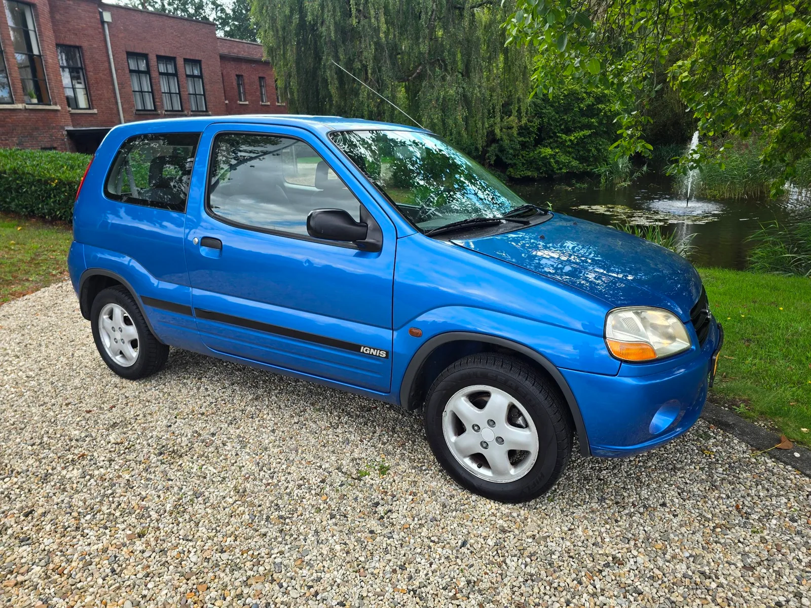 Suzuki Ignis (2003) — foto 1