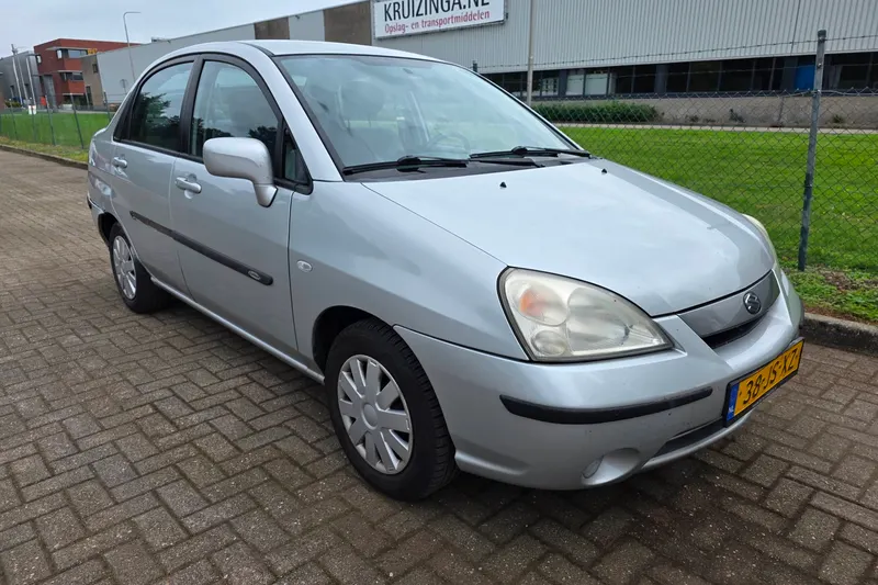 Suzuki Liana (2002)