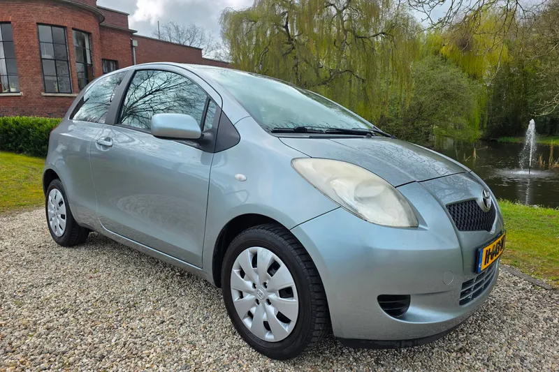 Toyota Yaris (2007)