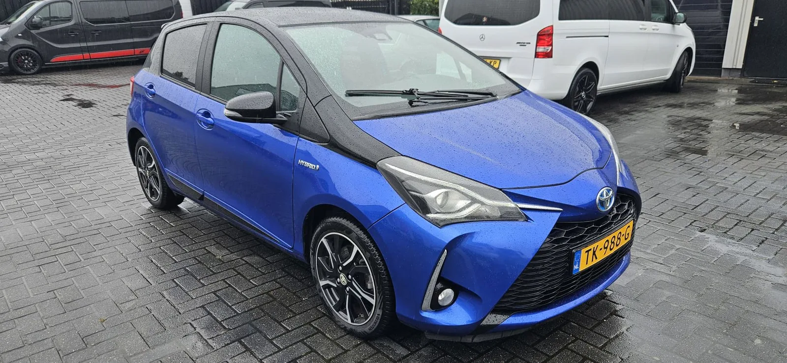 Toyota Yaris (2018) — foto 1