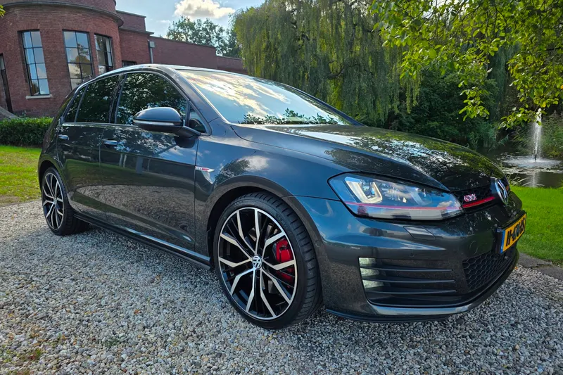 Volkswagen Golf (2015)