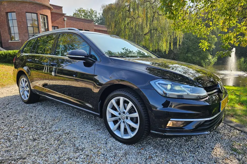 Volkswagen Golf (2017)