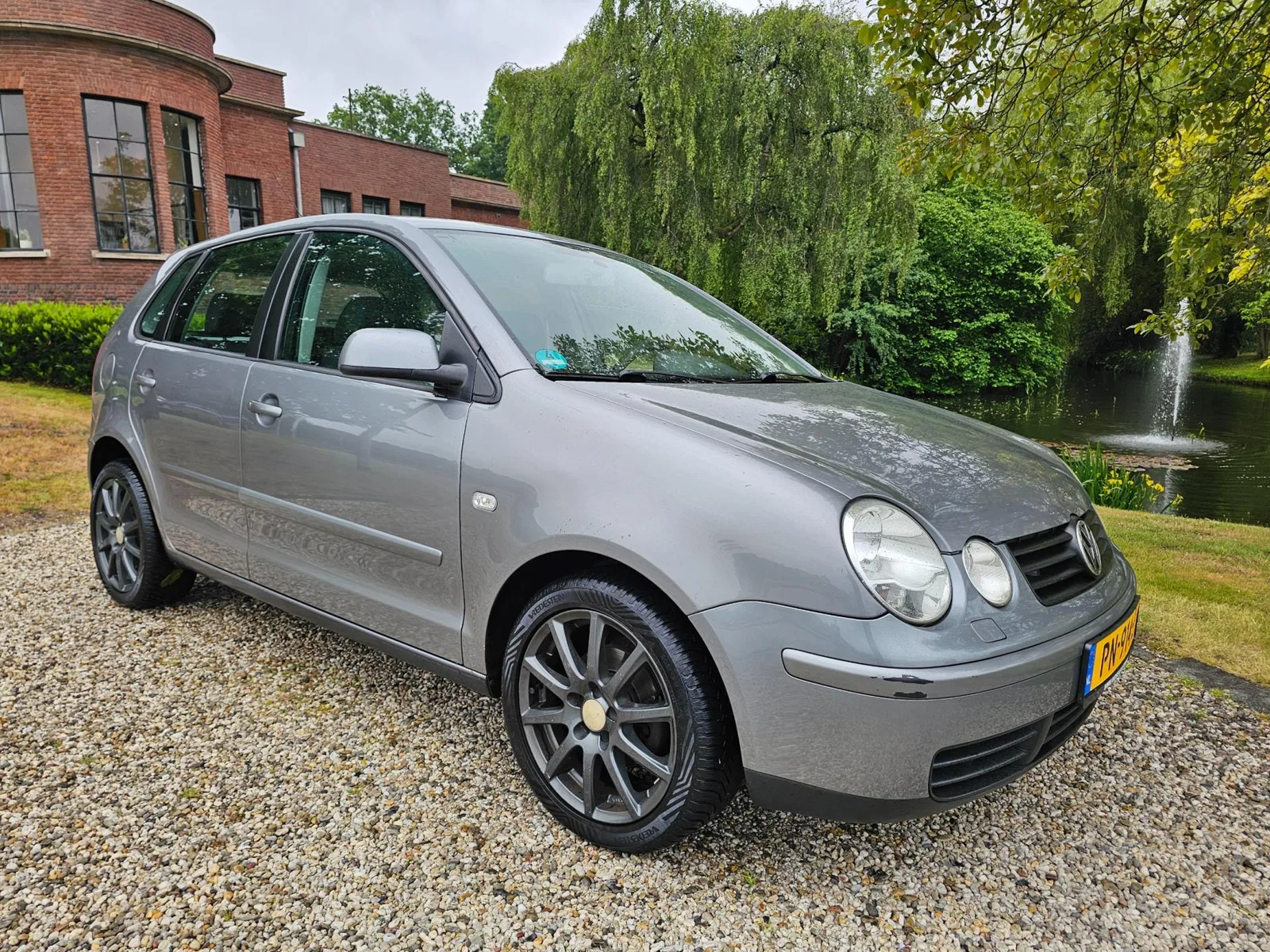 Volkswagen Polo (2005) — foto 1