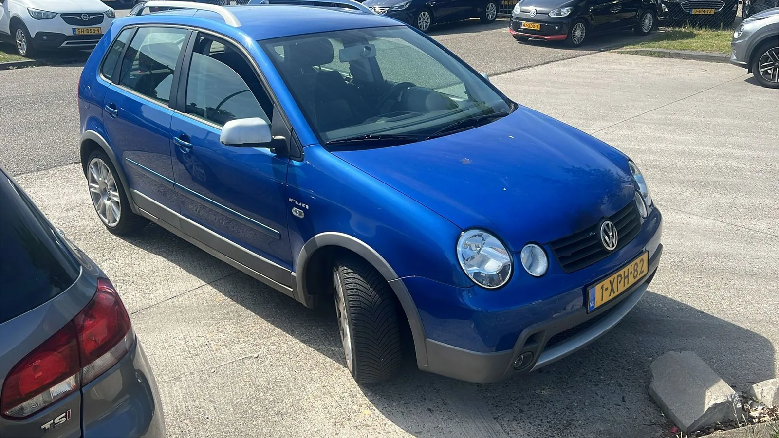 Volkswagen Polo (2004) — foto 1