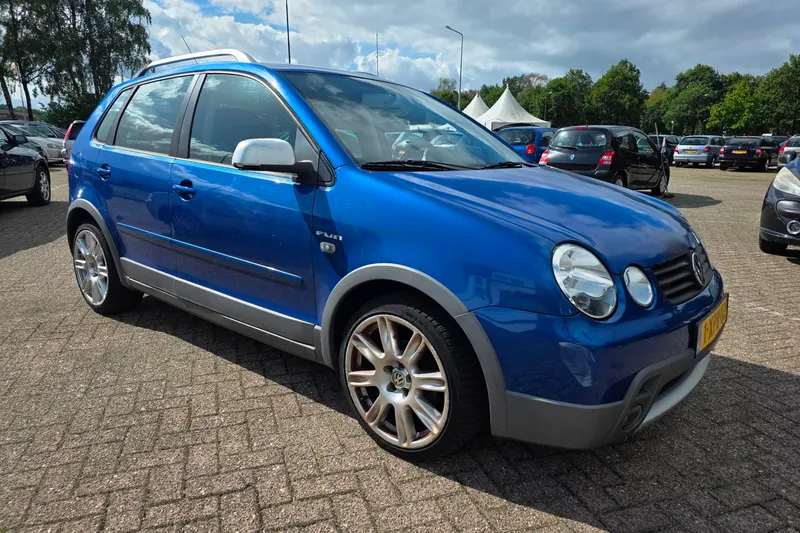 Volkswagen Polo (2004)