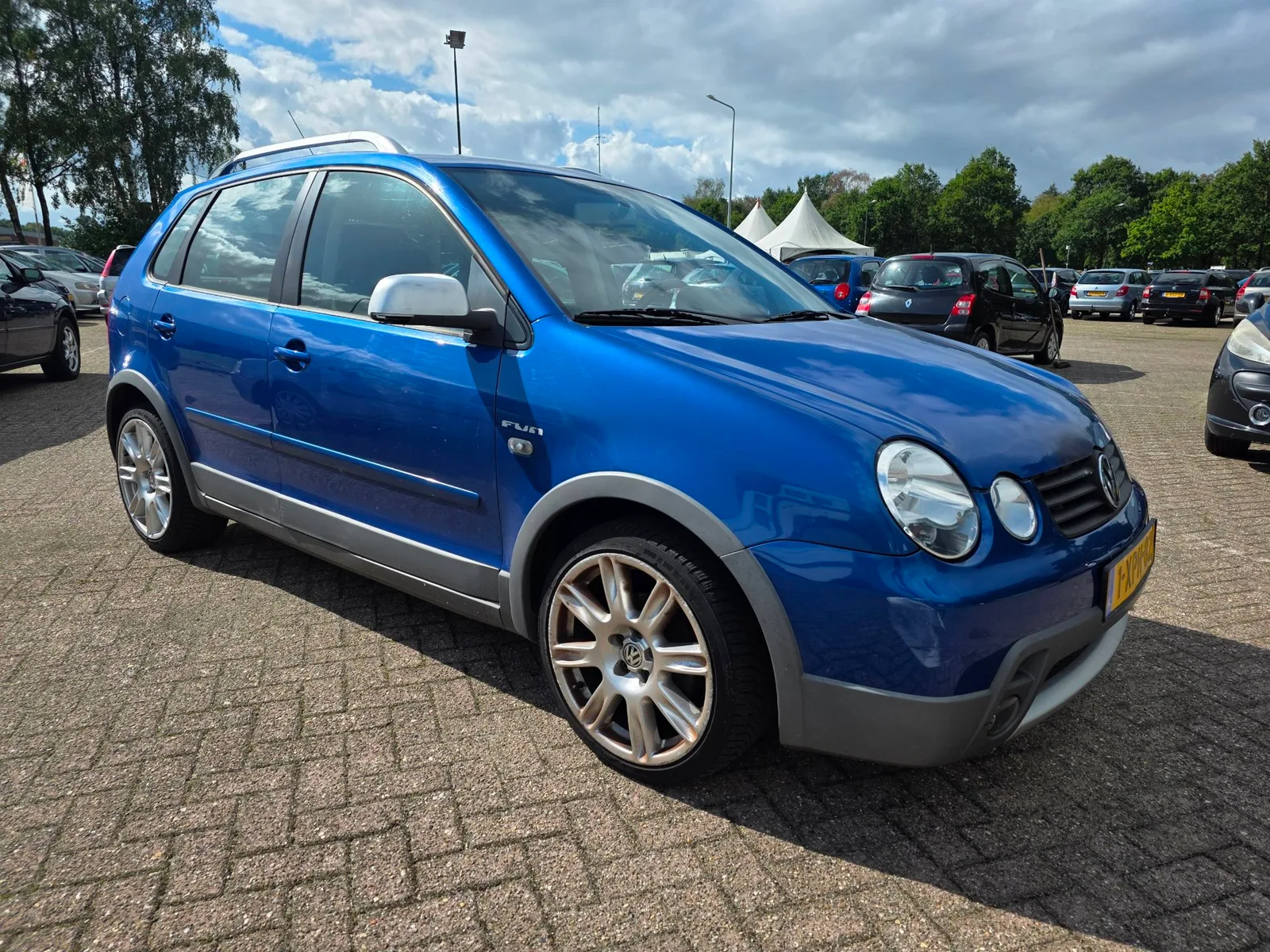 Volkswagen Polo (2004) — foto 1