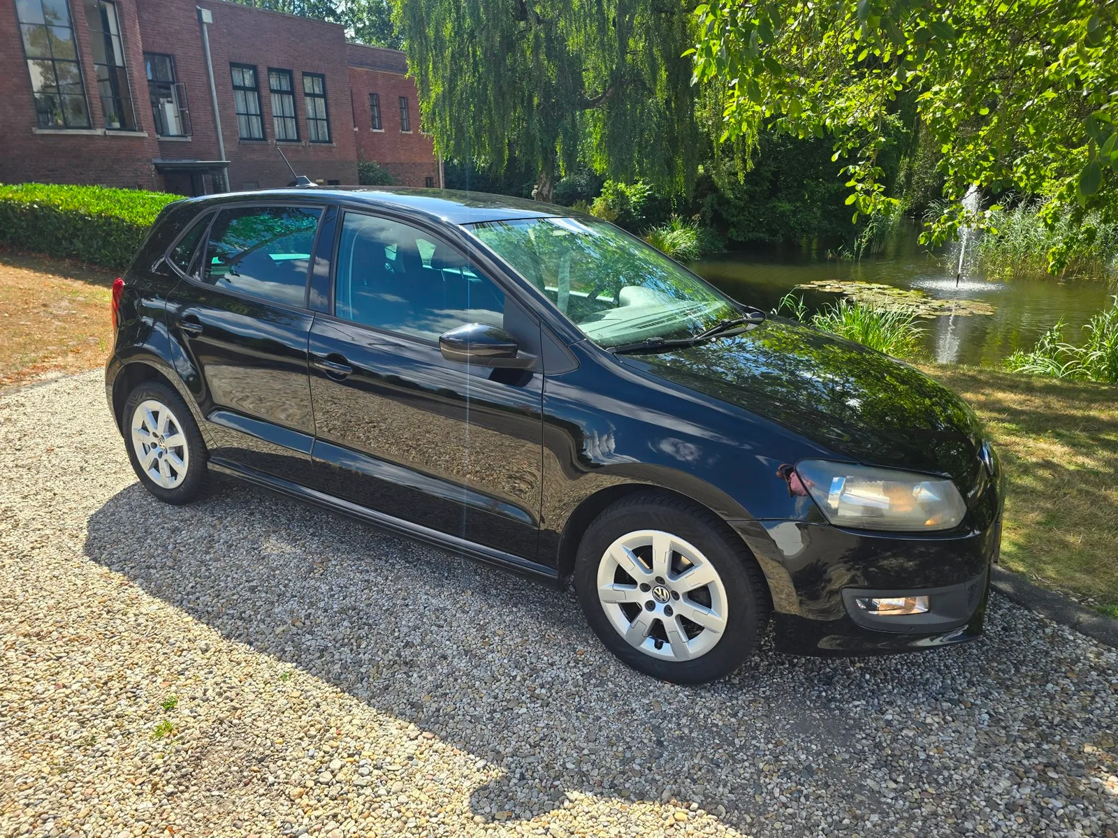 Volkswagen Polo (2012) — foto 1