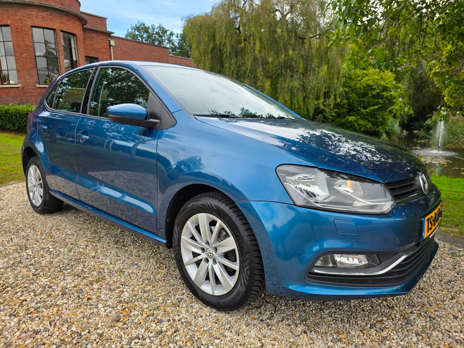 Volkswagen Polo (2014) — foto 1