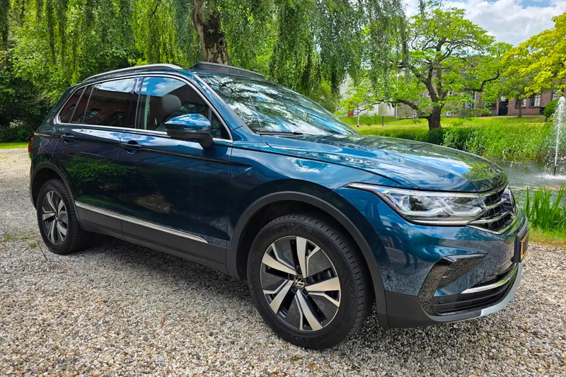 Volkswagen Tiguan (2023)