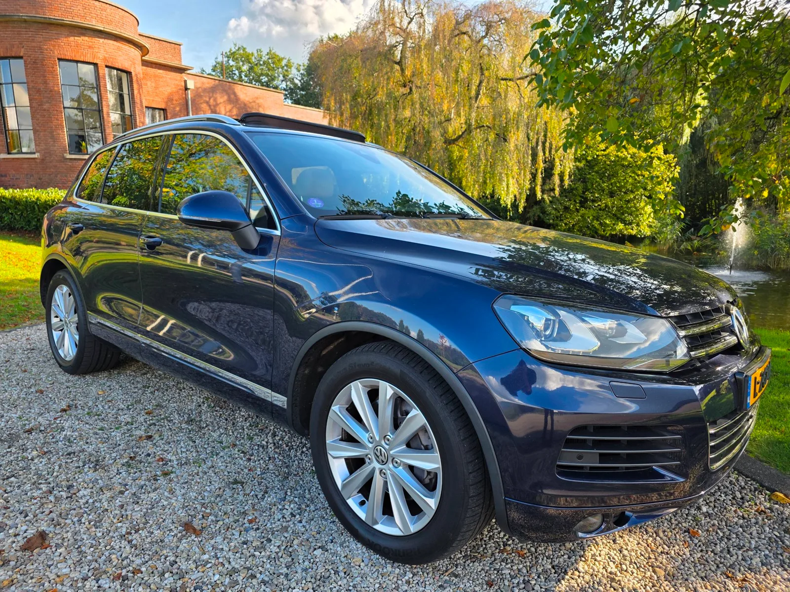 Volkswagen Touareg (2012) — foto 1
