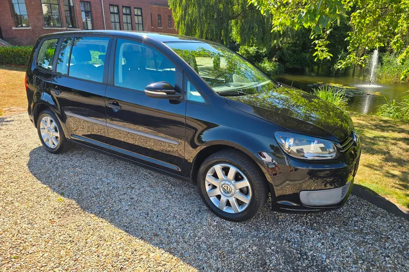 Volkswagen Touran (2011)