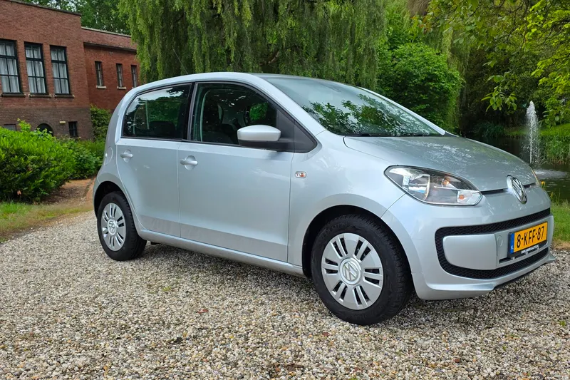 Volkswagen Up! (2013)