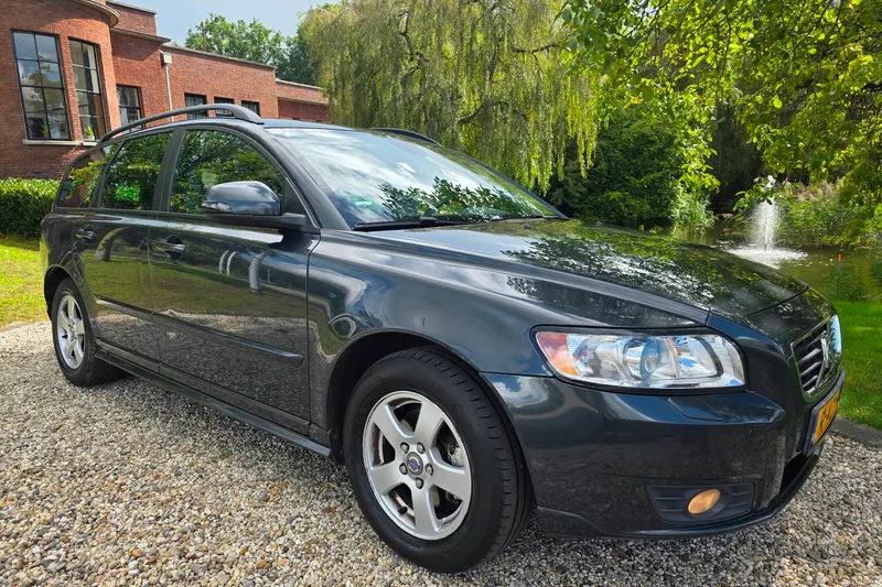 Volvo V50 (2010)