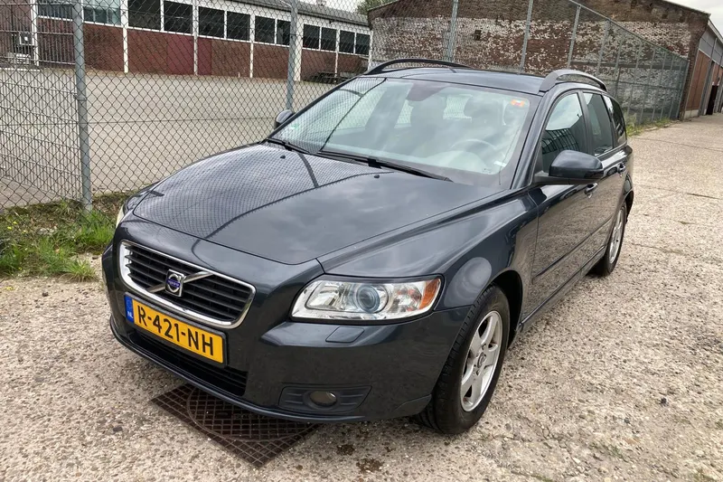 Volvo V50 (2010)