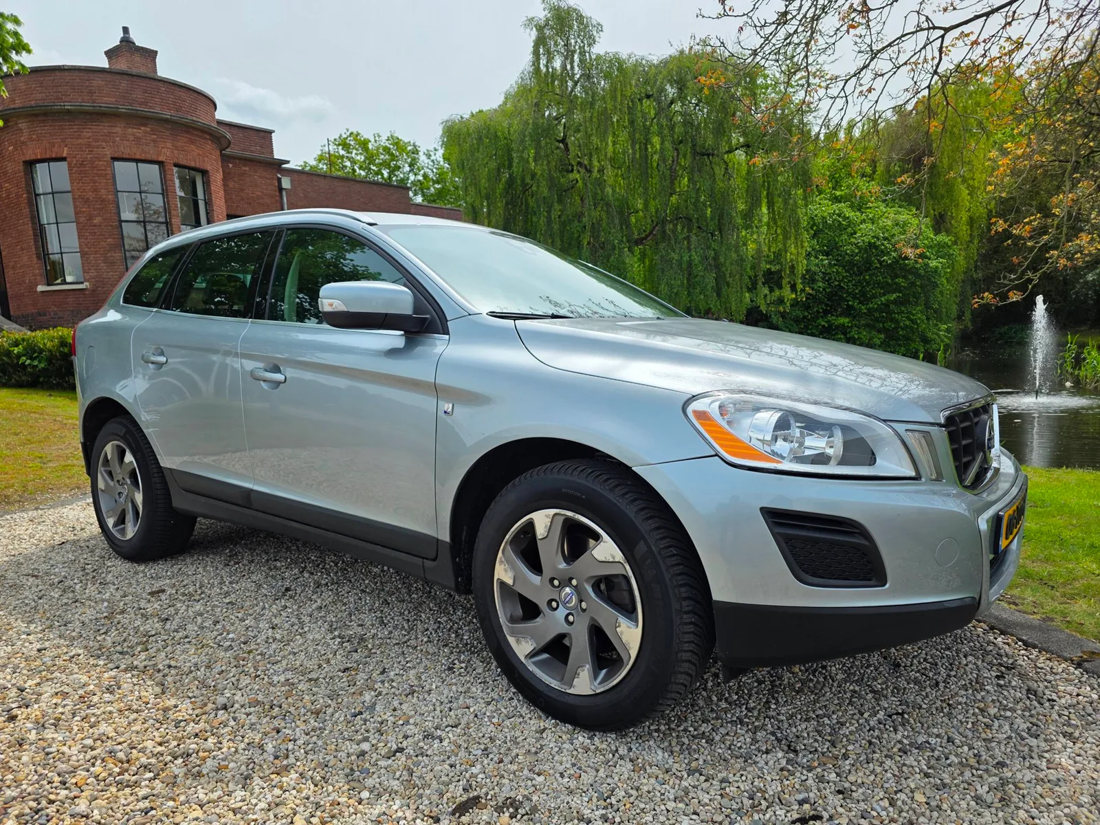 Volvo XC60 (2012) — foto 1