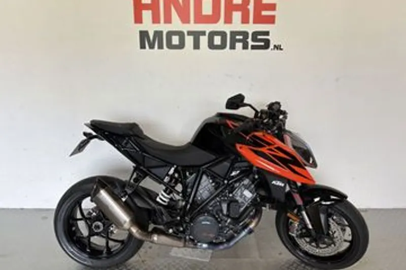 KTM 1290 Super Duke R (2020)