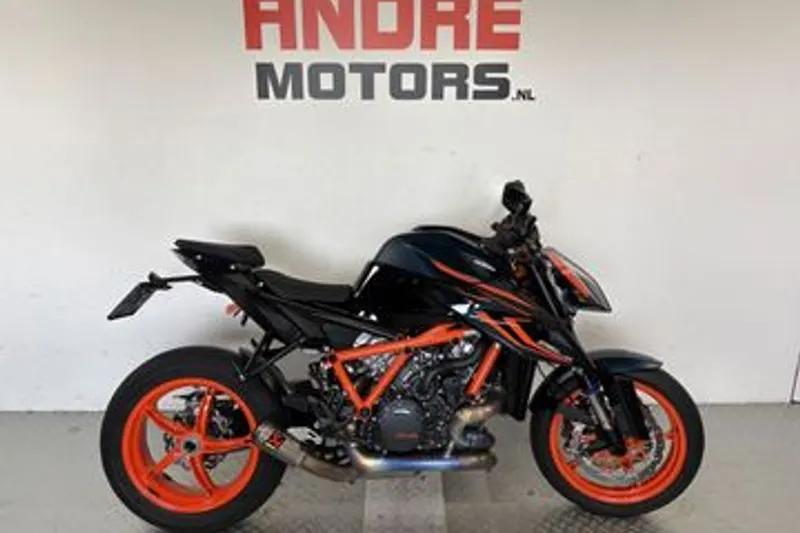 KTM 1290 Super Duke R EVO (2022)