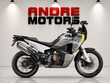 Husqvarna 901 Norden (2026) — foto 1