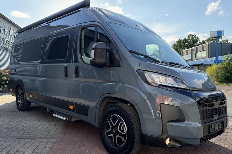 Mooveo Van (2025)