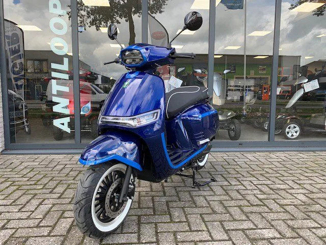 Vespa GTS (2026) — foto 1