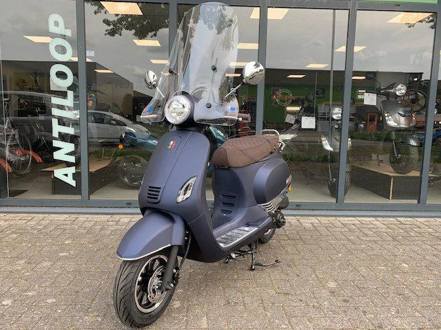 Vespa GTS (2026) — foto 1