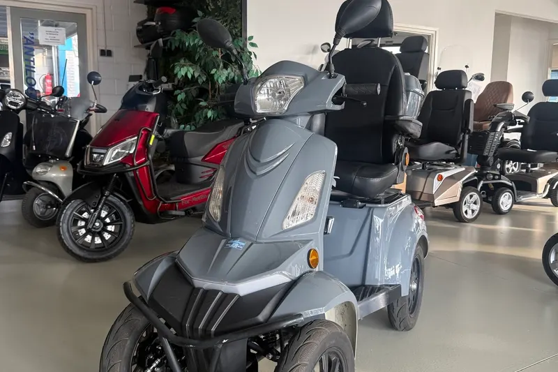 Iva S1000 4-wieler (2026)
