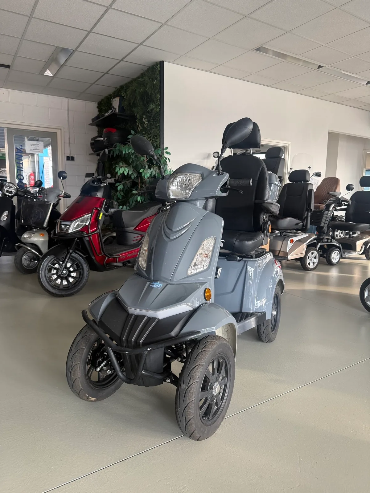 Iva S1000 4-wieler (2026) — foto 1