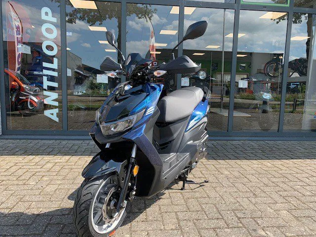SYM Jet 4 RX (2026) — foto 1