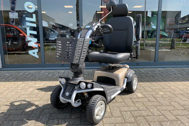 Travelux Supernova 4-wiel (2018)