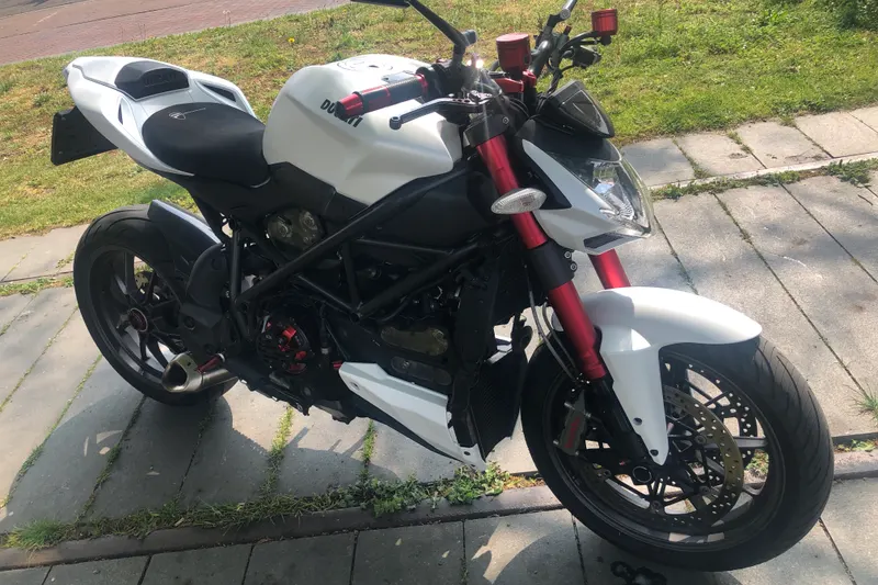 Ducati Streetfighter 1098 (0)