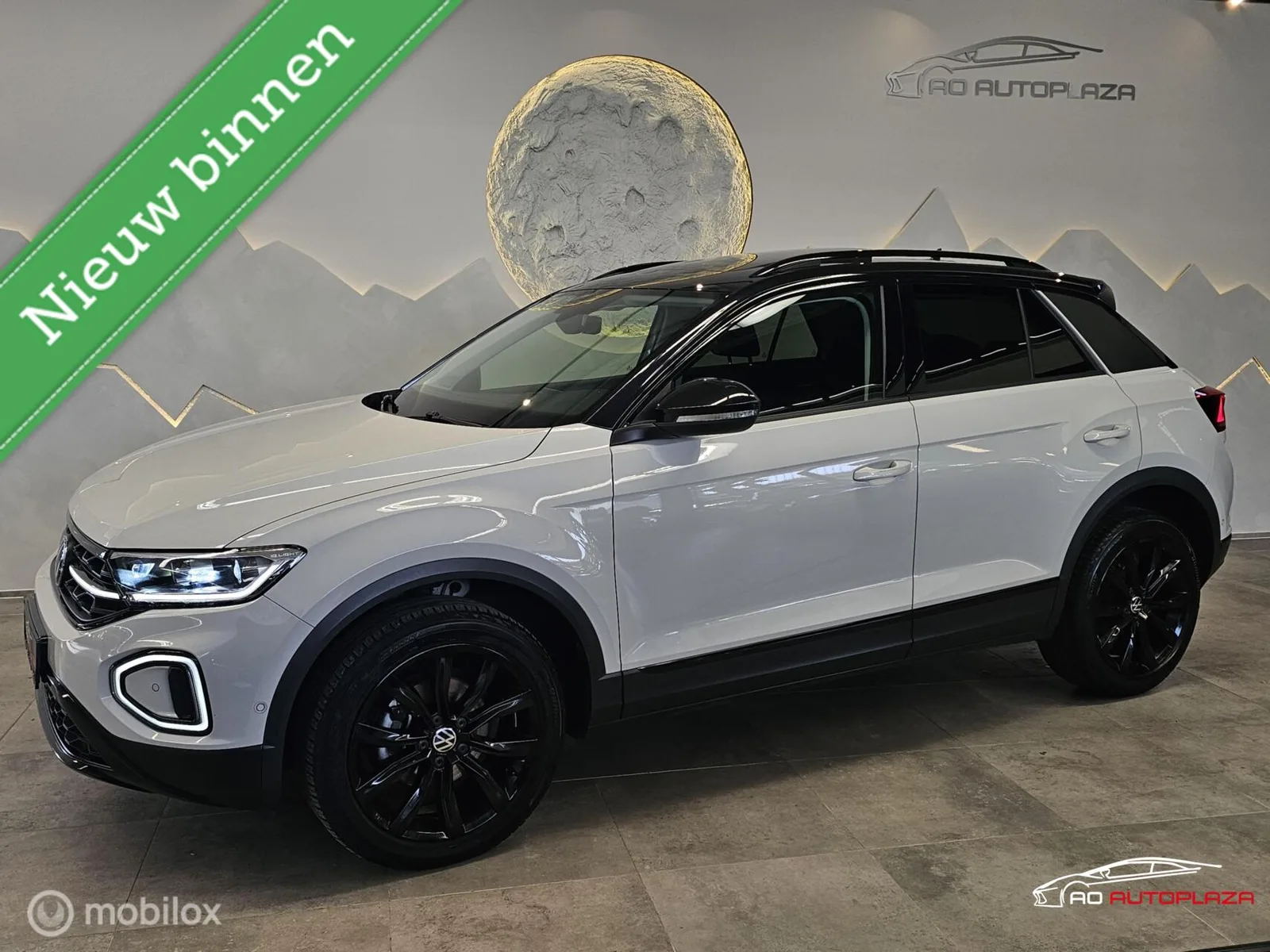 Volkswagen T-Roc (2022) — foto 1