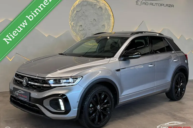 Volkswagen T-Roc (2023)