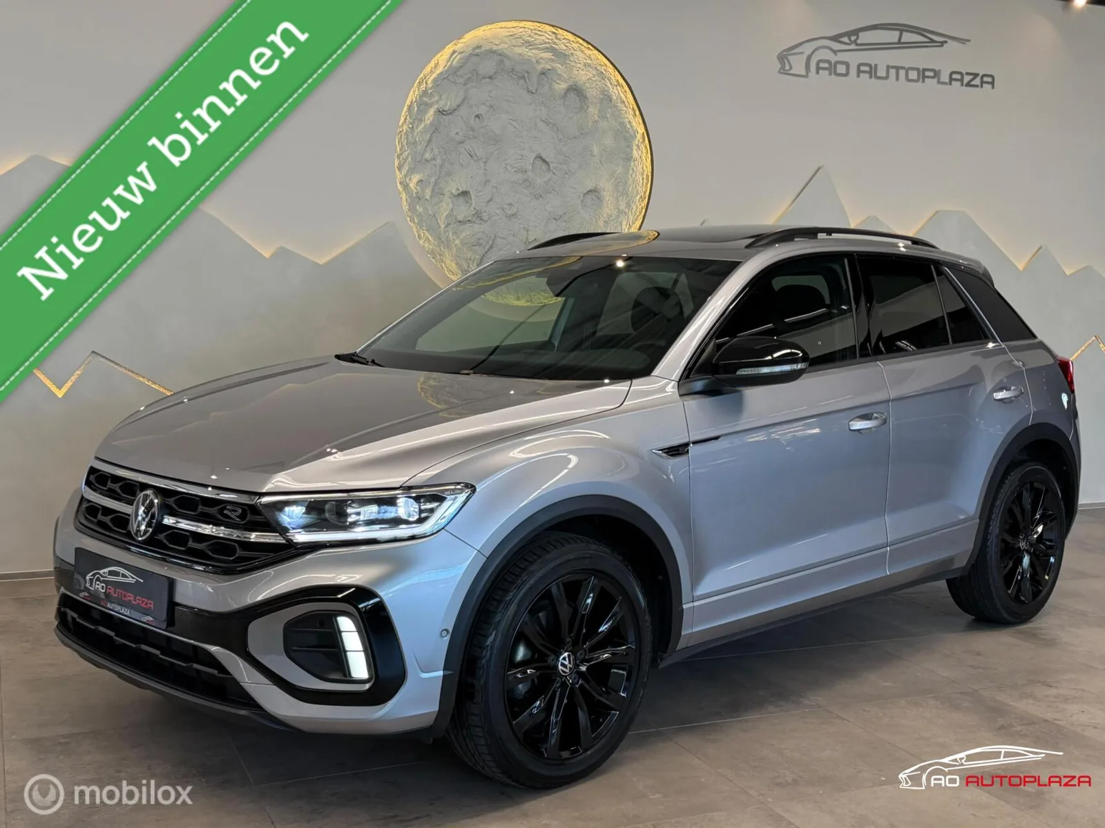 Volkswagen T-Roc (2023) — foto 1