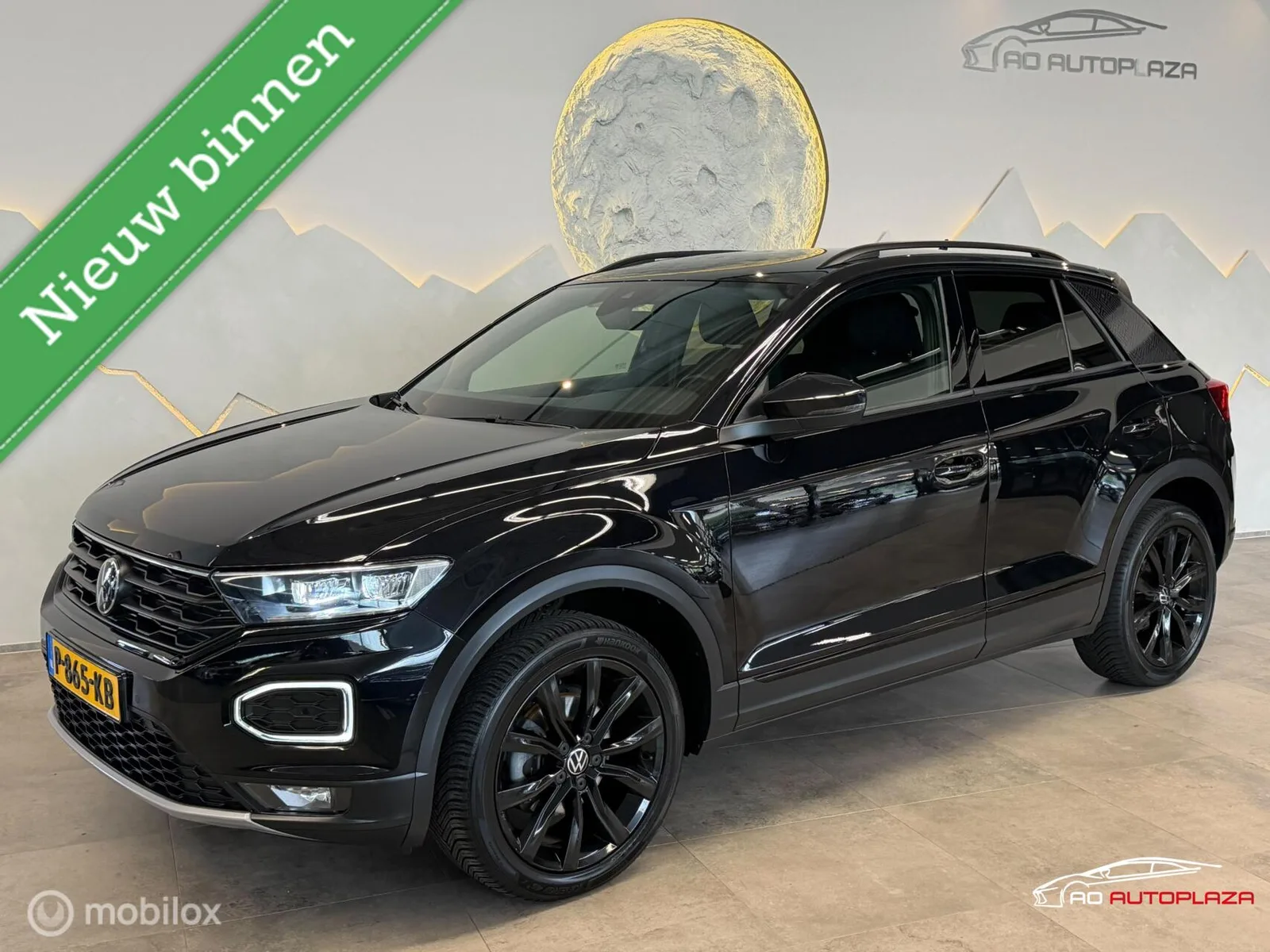 Volkswagen T-Roc (2022) — foto 1