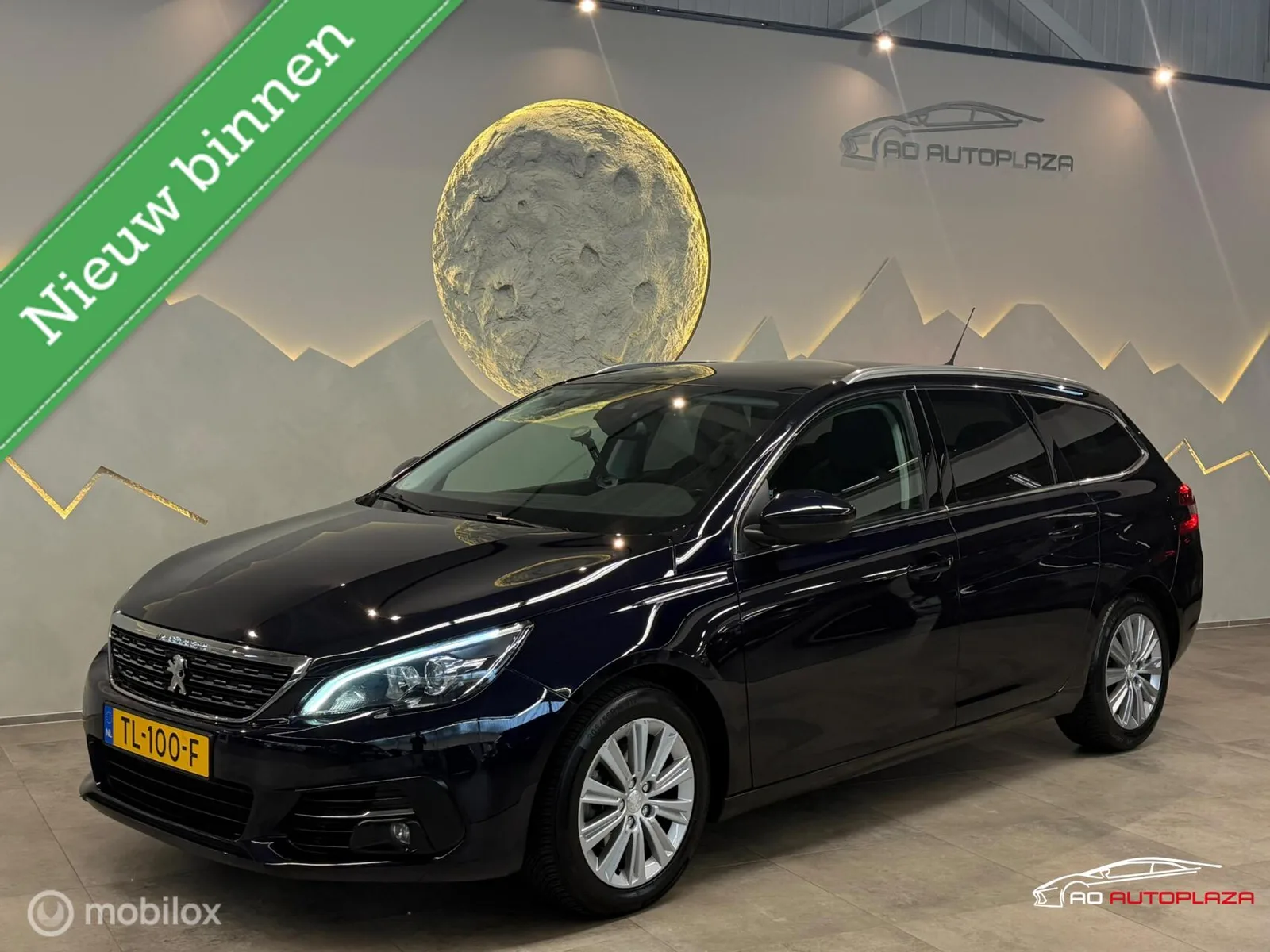 Peugeot 308 (2018) — foto 1
