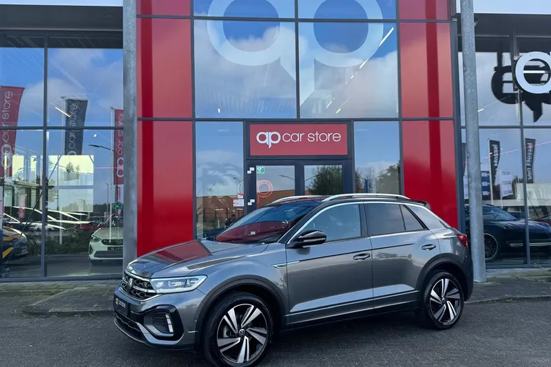 Volkswagen T-Roc (2023)